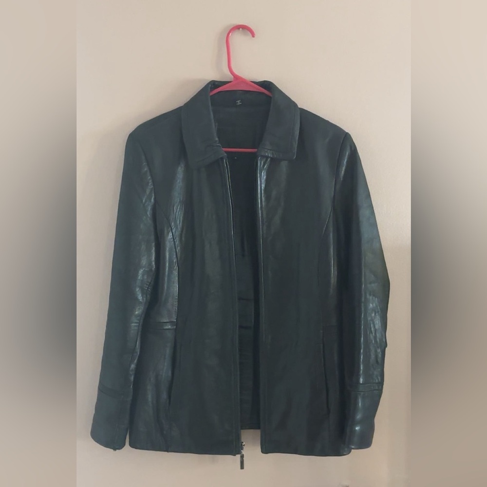 Avanti Black Leather Jacket Classic Design